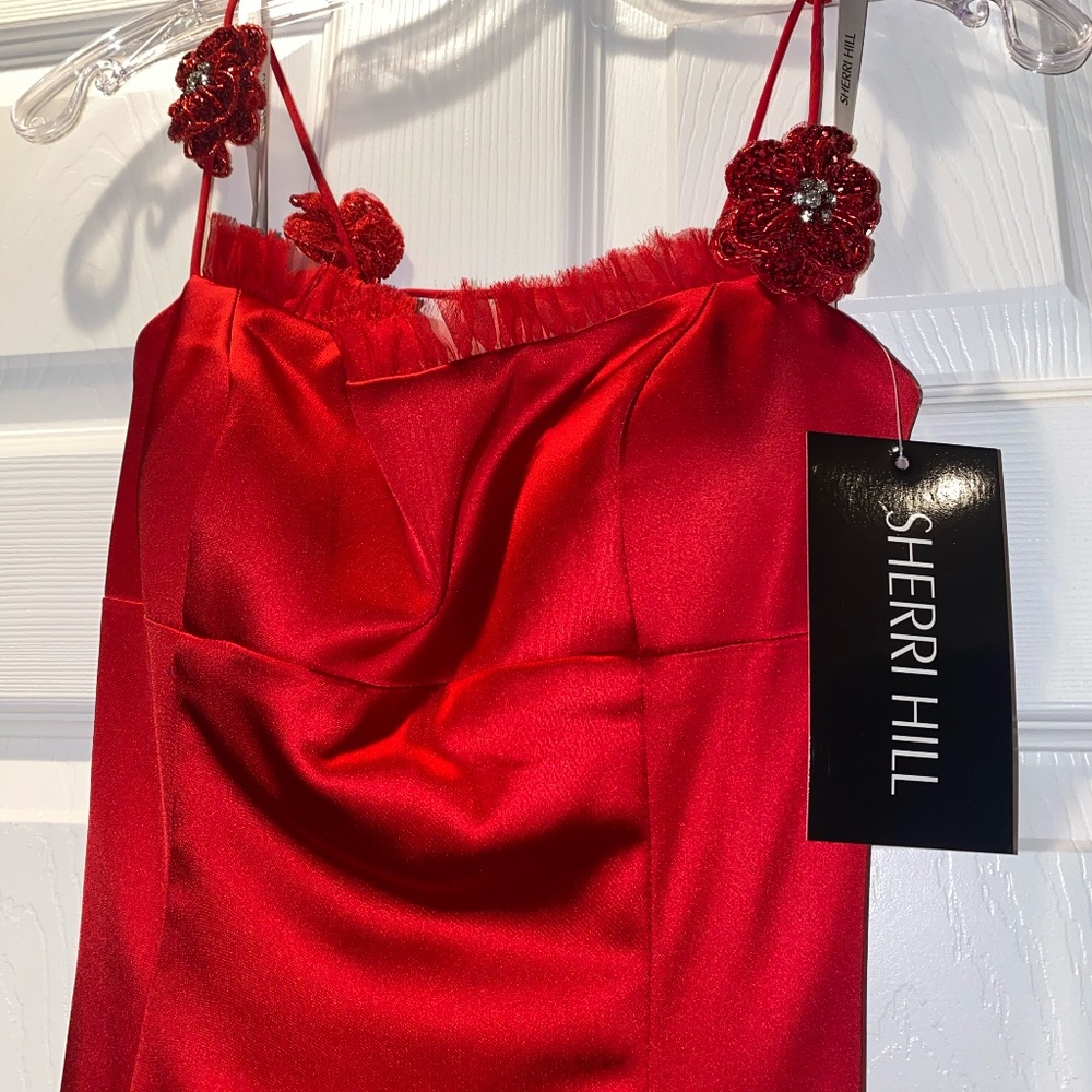 Sherri Hill  Satin Gown. Red Size 0
